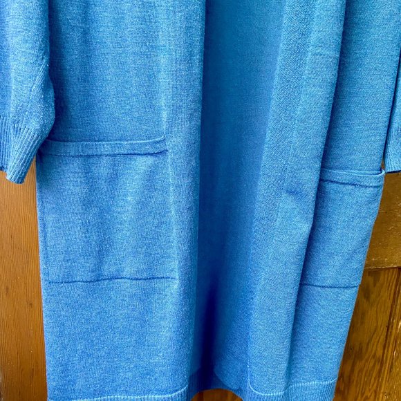 Ellie Mid-length Split Hem Cardigan in Blue [S] - Picture 3 of 8